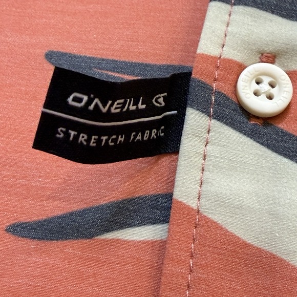 O'Neill Trvlr series 2XL UPF 50+ Short Sleeve Shirt Moisture Wicking Stretch NWT - Picture 6 of 15